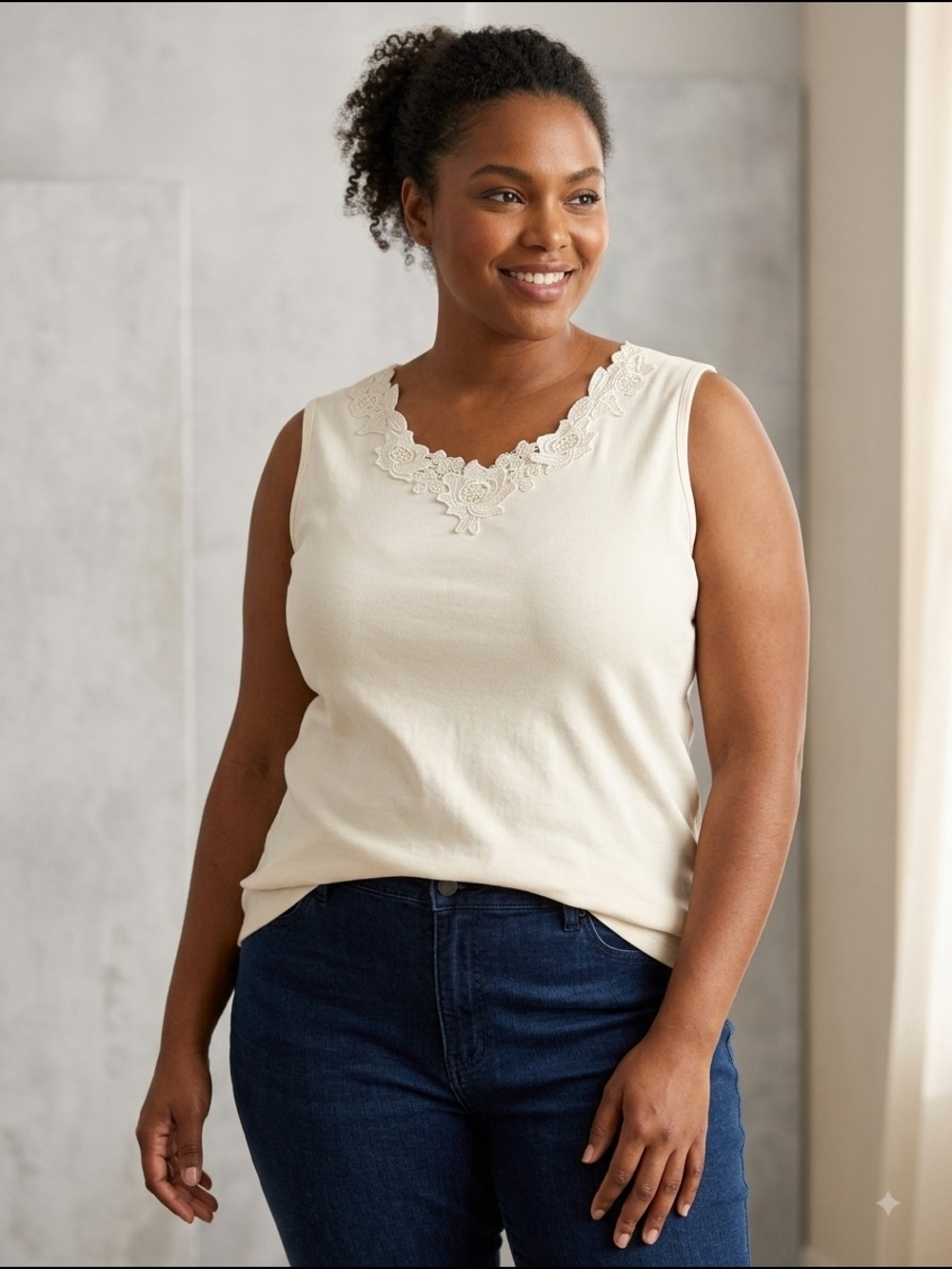 Lace-Trim V-Neck Sleeveless Camisole - Cream